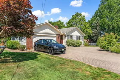 94 Greening Lane, Cranston, RI 02920 - Photo 3