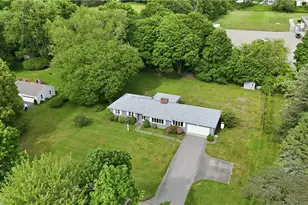 8 Wabasso Terrace, Middletown, RI 02842 - Photo 5