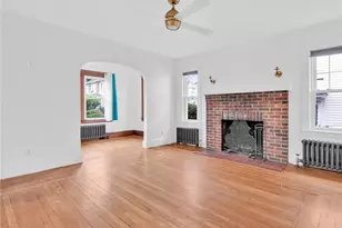 61 Burnside St, Cranston, RI 02910 - Photo 5