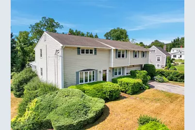 16 Old Simmonsville Road, Johnston, RI 02919 - Photo 5
