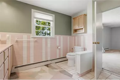 16 Old Simmonsville Road, Johnston, RI 02919 - Photo 15