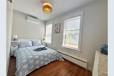 19 Walnut Street #1, Newport, RI 02840 - Photo 5