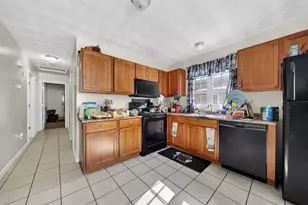 175 Russo St, Providence, RI 02904 - Photo 15