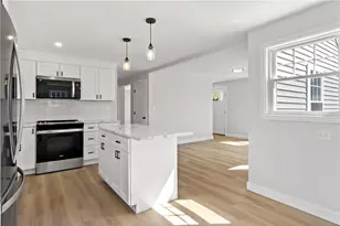 6 Monast St, Warren, RI 02885 - Photo 7
