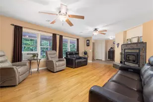 45 Lotter Ln, Scituate, RI 02857 - Photo 13