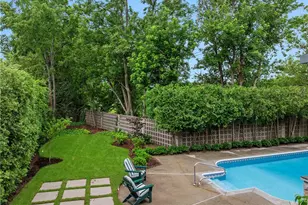 14 Maxcy Dr, Providence, RI 02906 - Photo 33