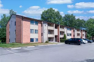 1137 Hartford Ave, Johnston, RI 02919 - Photo 19