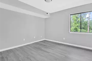 1137 Hartford Ave, Johnston, RI 02919 - Photo 11