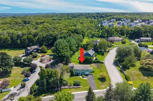 82 Hope Rd, Cranston, RI 02921 - Photo 27