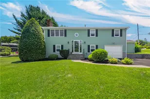 82 Hope Rd, Cranston, RI 02921 - Photo 25