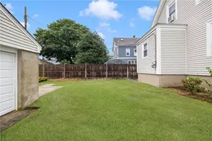 19 County St, Newport, RI 02840 - Photo 37