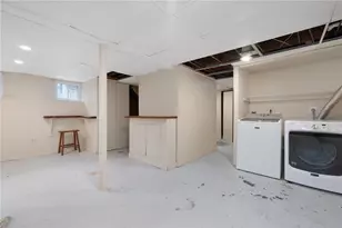 19 County St, Newport, RI 02840 - Photo 33