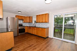 15 Saratoga Rd, North Kingstown, RI 02852 - Photo 3