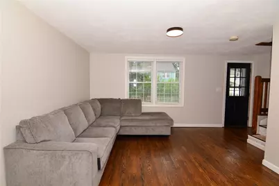 15 Saratoga Road, North Kingstown, RI 02852 - Photo 5