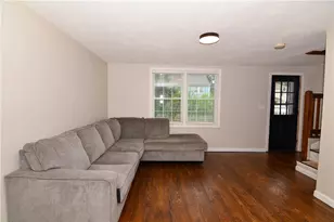 15 Saratoga Rd, North Kingstown, RI 02852 - Photo 5