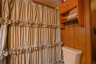 979 Toll Gate Rd, Warwick, RI 02886 - Photo 19