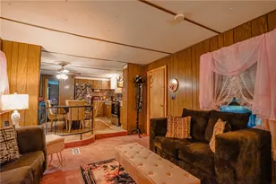 979 Toll Gate Rd, Warwick, RI 02886 - Photo 3
