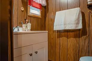 979 Toll Gate Rd, Warwick, RI 02886 - Photo 13