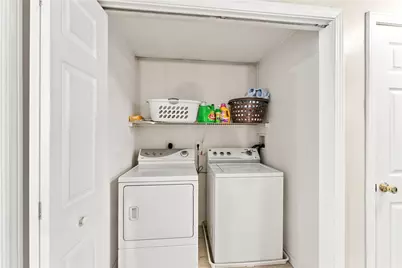 450 Providence Street #31, West Warwick, RI 02893 - Photo 15