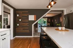 61 Knotty Oak Rd, Coventry, RI 02816 - Photo 5