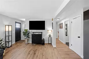 80 Barrett Ave, North Providence, RI 02904 - Photo 15