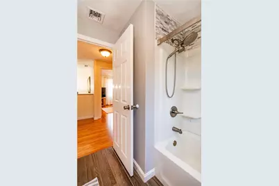 3 Glendale Avenue, Warwick, RI 02889 - Photo 11