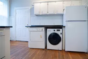 68 Dexter St, Providence, RI 02909 - Photo 5