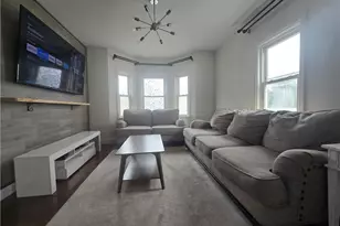 43 Grand St, Providence, RI 02907 - Photo 9