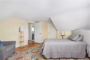25 Leroy Ave, Warwick, RI 02889 - Photo 23