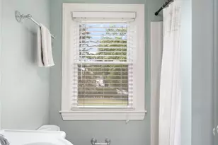 25 Leroy Ave, Warwick, RI 02889 - Photo 21