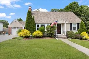 25 Leroy Ave, Warwick, RI 02889 - Photo 1