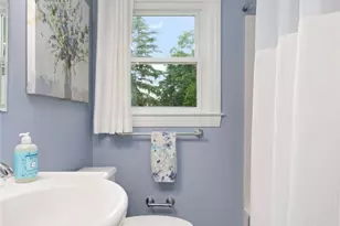 25 Leroy Ave, Warwick, RI 02889 - Photo 15