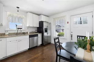 345 Riverside St, Portsmouth, RI 02871 - Photo 15