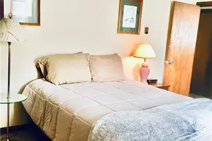 24 Continental Dr, Middletown, RI 02842 - Photo 7