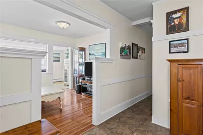 38 Aquidneck Avenue #2, Portsmouth, RI 02871 - Photo 5