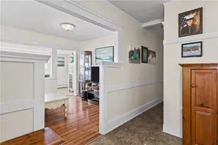 38 Aquidneck Ave, Portsmouth, RI 02871 - Photo 5