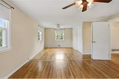 135 Red Chimney Drive, Warwick, RI 02886 - Photo 29