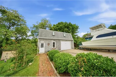 15 Kardway Street, South Kingstown, RI 02879 - Photo 7