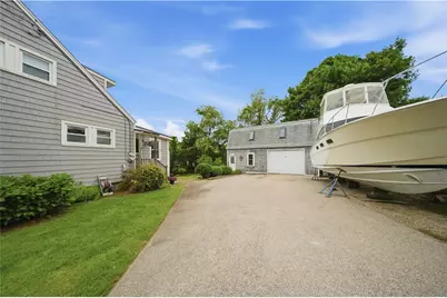 15 Kardway Street, South Kingstown, RI 02879 - Photo 5