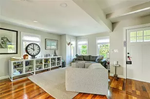 25 Tecumseh St, Providence, RI 02906 - Photo 7