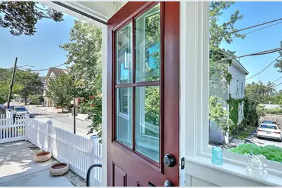 25 Tecumseh Street, Providence, RI 02906 - Photo 3