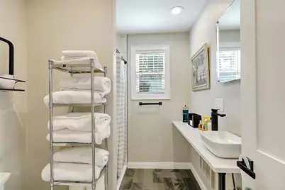 25 Tecumseh Street, Providence, RI 02906 - Photo 19