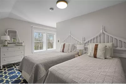 43 Old Beach Road, Newport, RI 02840 - Photo 31