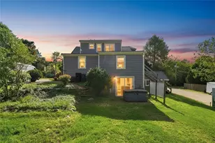 15 Kardway St, South Kingstown, RI 02879 - Photo 5