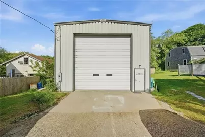 15 Kardway Street, South Kingstown, RI 02879 - Photo 3