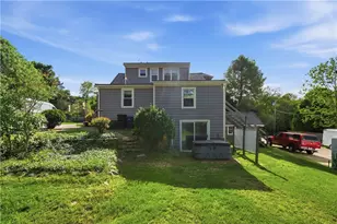 15 Kardway St, South Kingstown, RI 02879 - Photo 7