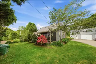 15 Kardway St, South Kingstown, RI 02879 - Photo 17