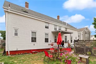 25 Davis St, Warren, RI 02885 - Photo 5
