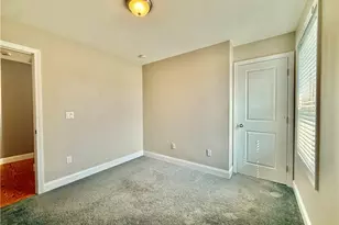 52 Bedlow Ave, Newport, RI 02840 - Photo 21