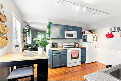 884 River Avenue, Providence, RI 02908 - Photo 3